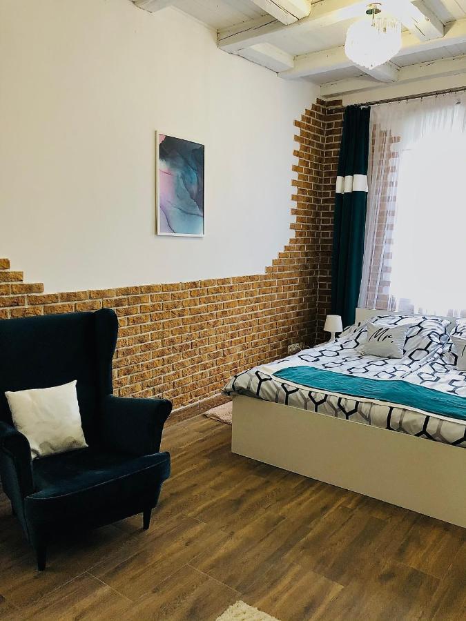 Kaliny Apartamenty Wanny Z Hydromasazem Chorzow Bagian luar foto